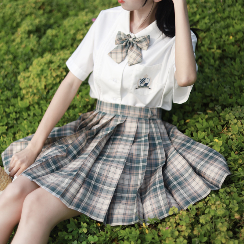 廠家來(lái)圖加工定制日系學(xué)生百褶裙 廠家來(lái)圖加工定制日系學(xué)生百褶裙